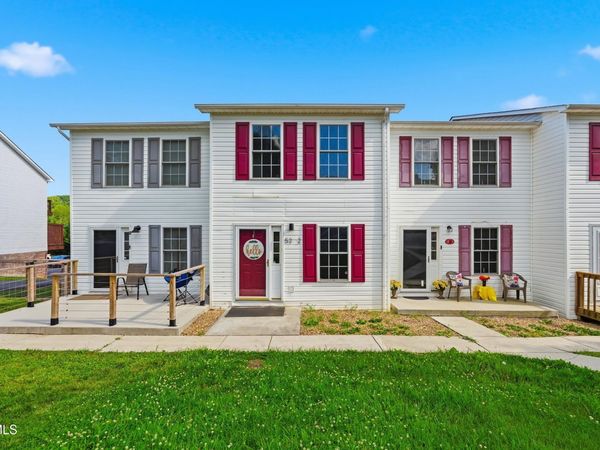 52 Tulip Grove Circle, Unit 2, Bristol, TN 37620