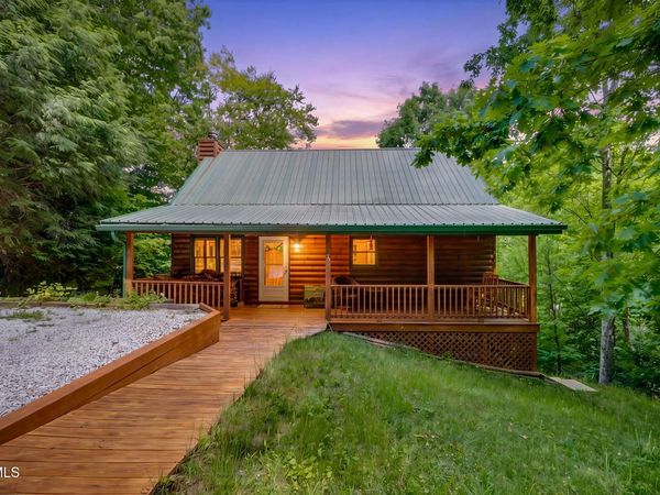 104 Maple Brook Lane, Roan Mountain, TN 37687