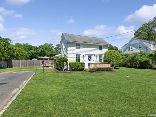 243 Sunset Avenue , Westhampton Beach, NY 11978
