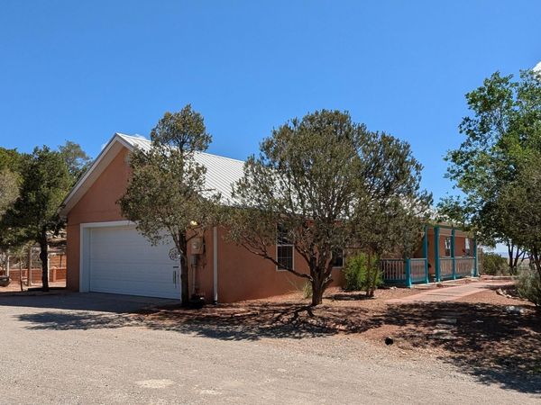 9 Camino Collado , Edgewood, NM 87015