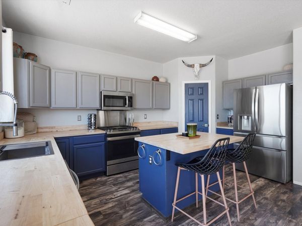 2511 Clear Sky Street SW, Los Lunas, NM 87031