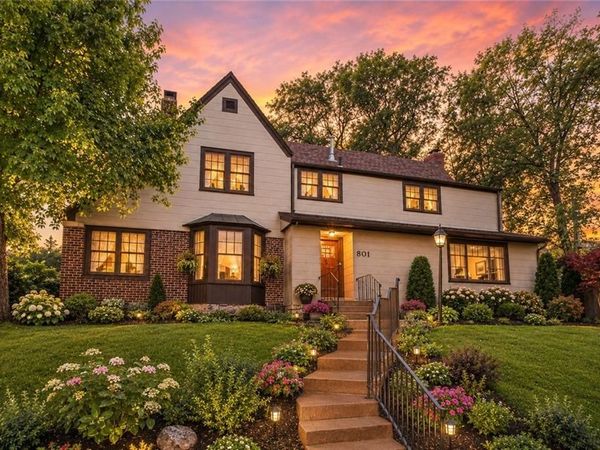 801 Valentine Road, Kansas City, MO 64111