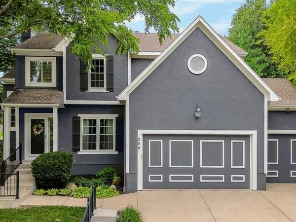 200 Shoreline Drive, Louisburg, KS 66053