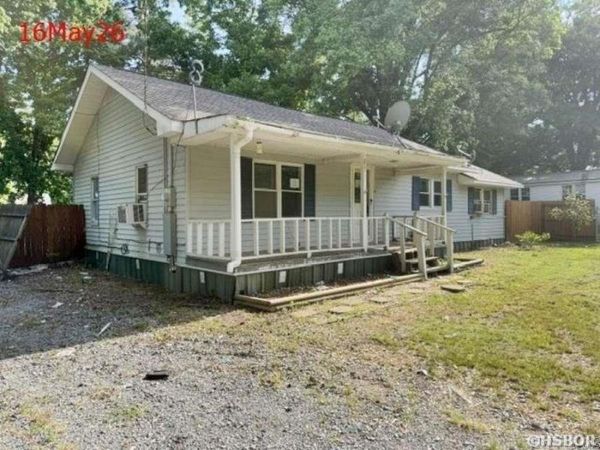 207 W First St , Poyen, AR 72128