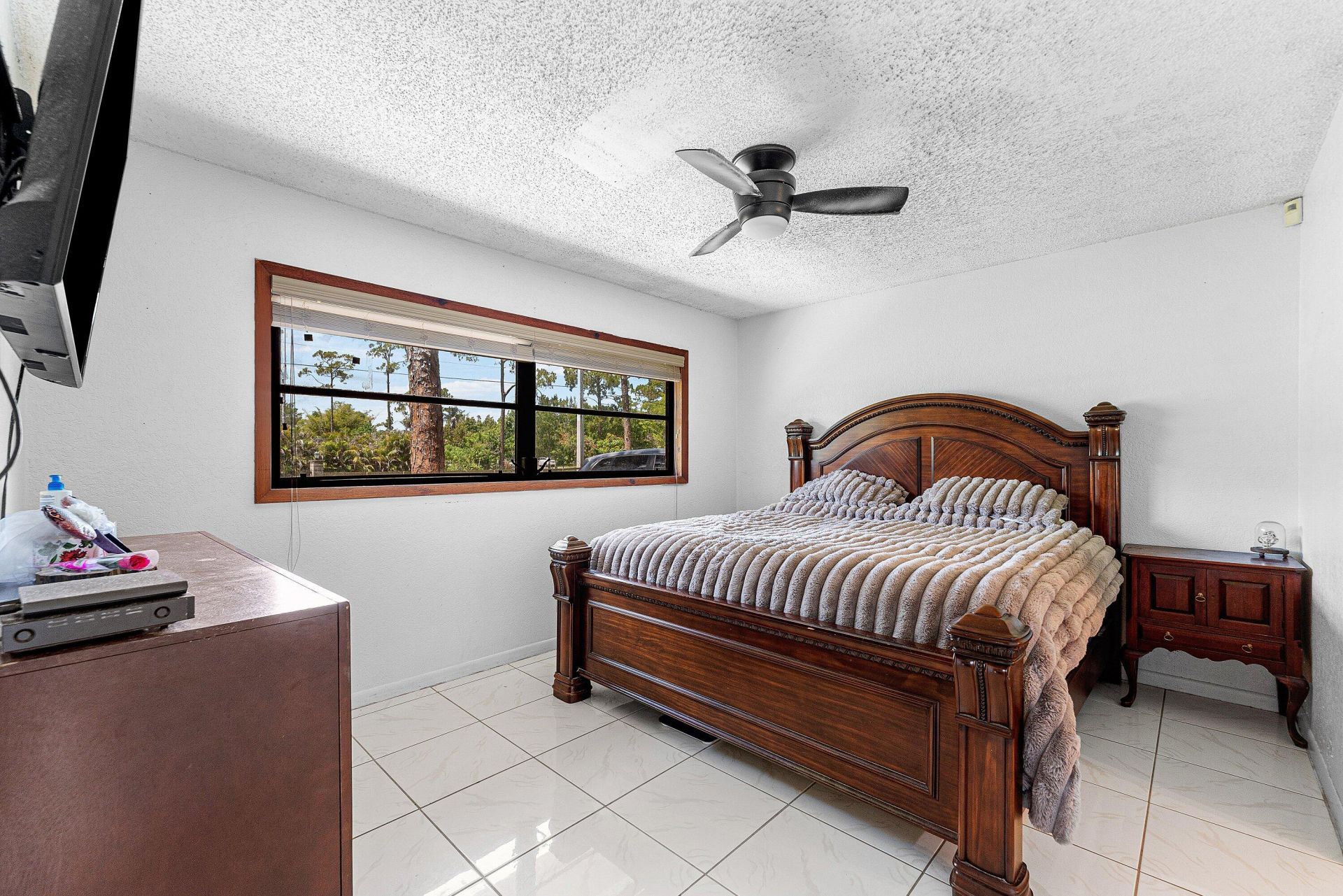 16355 Lancashire Drive E, Loxahatchee, FL 33470 Photo