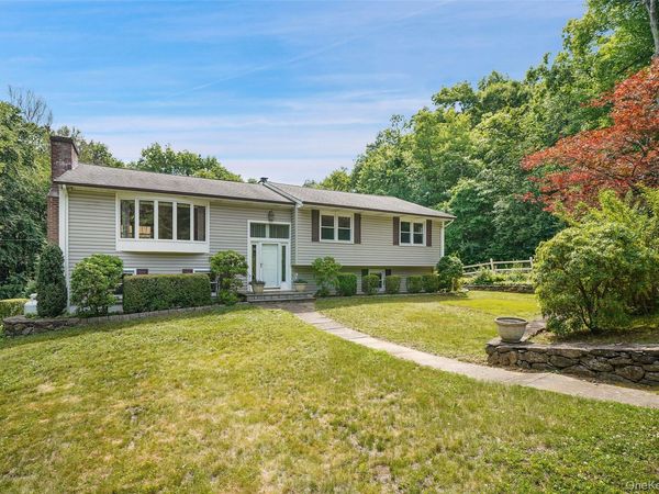 10 Highview Terrace, Somers, NY 10589
