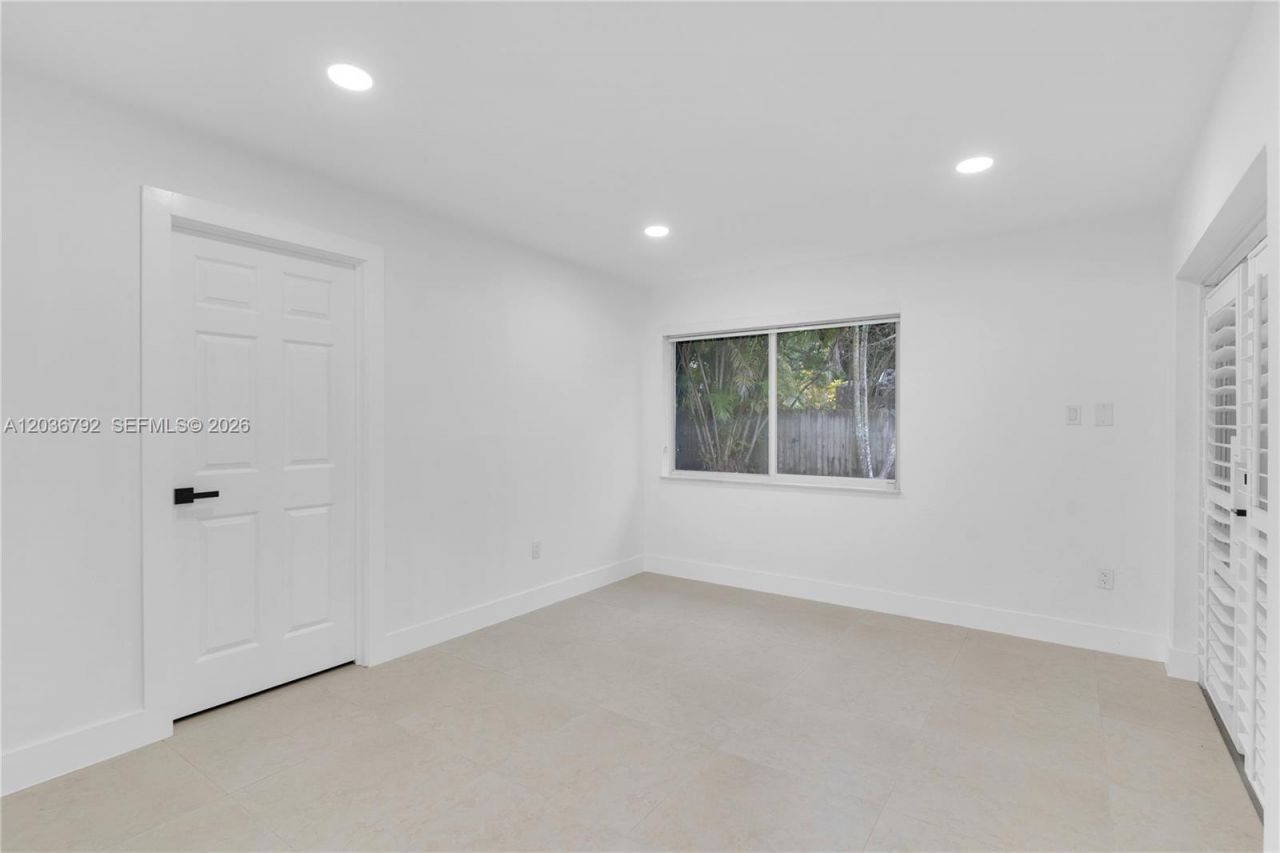 8660 SW 125th Ter, Miami, FL 33156 Photo