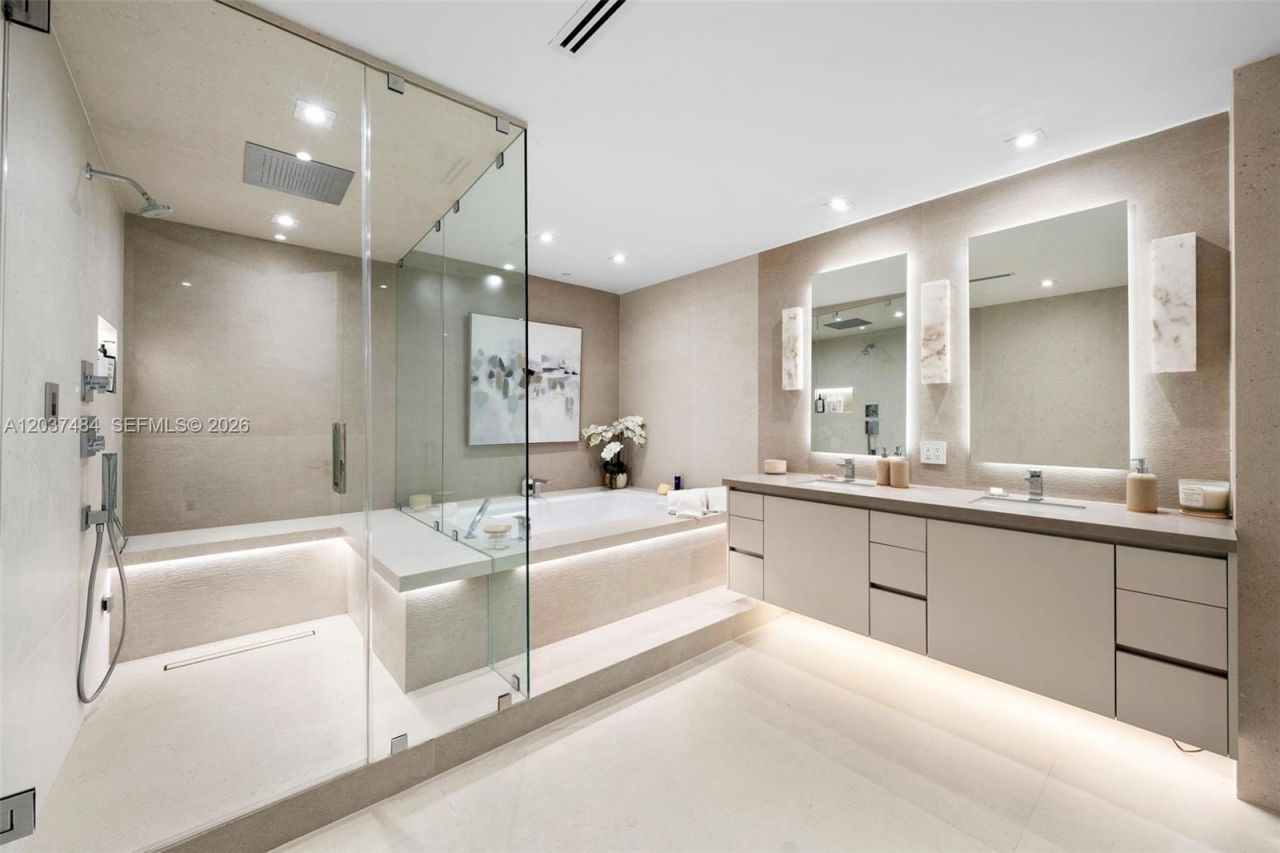 60 Edgewater Dr , Unit 11F, Coral Gables, FL 33133 Photo