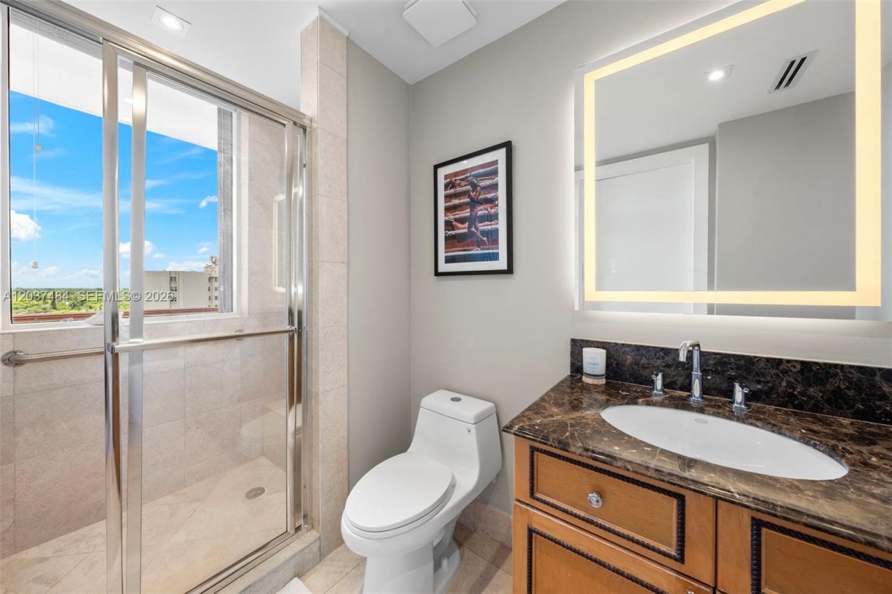 60 Edgewater Dr , Unit 11F, Coral Gables, FL 33133 Photo