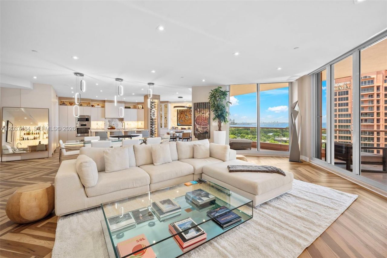 60 Edgewater Dr , Unit 11F, Coral Gables, FL 33133 Photo