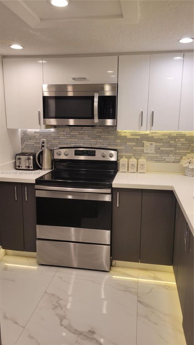 3300 NE 192nd St, Unit 503, Aventura, FL 33180 Photo
