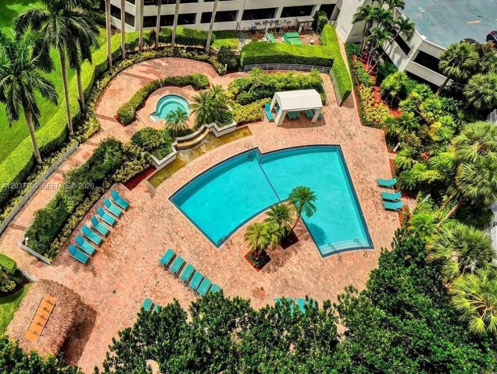 3300 NE 192nd St, Unit 503, Aventura, FL 33180 Photo