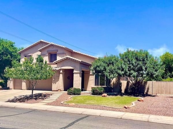 345 N DATE PALM Drive, Gilbert, AZ 85234
