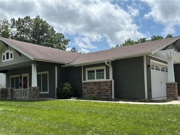 604 S Cedar Street, Ottawa, KS 66067