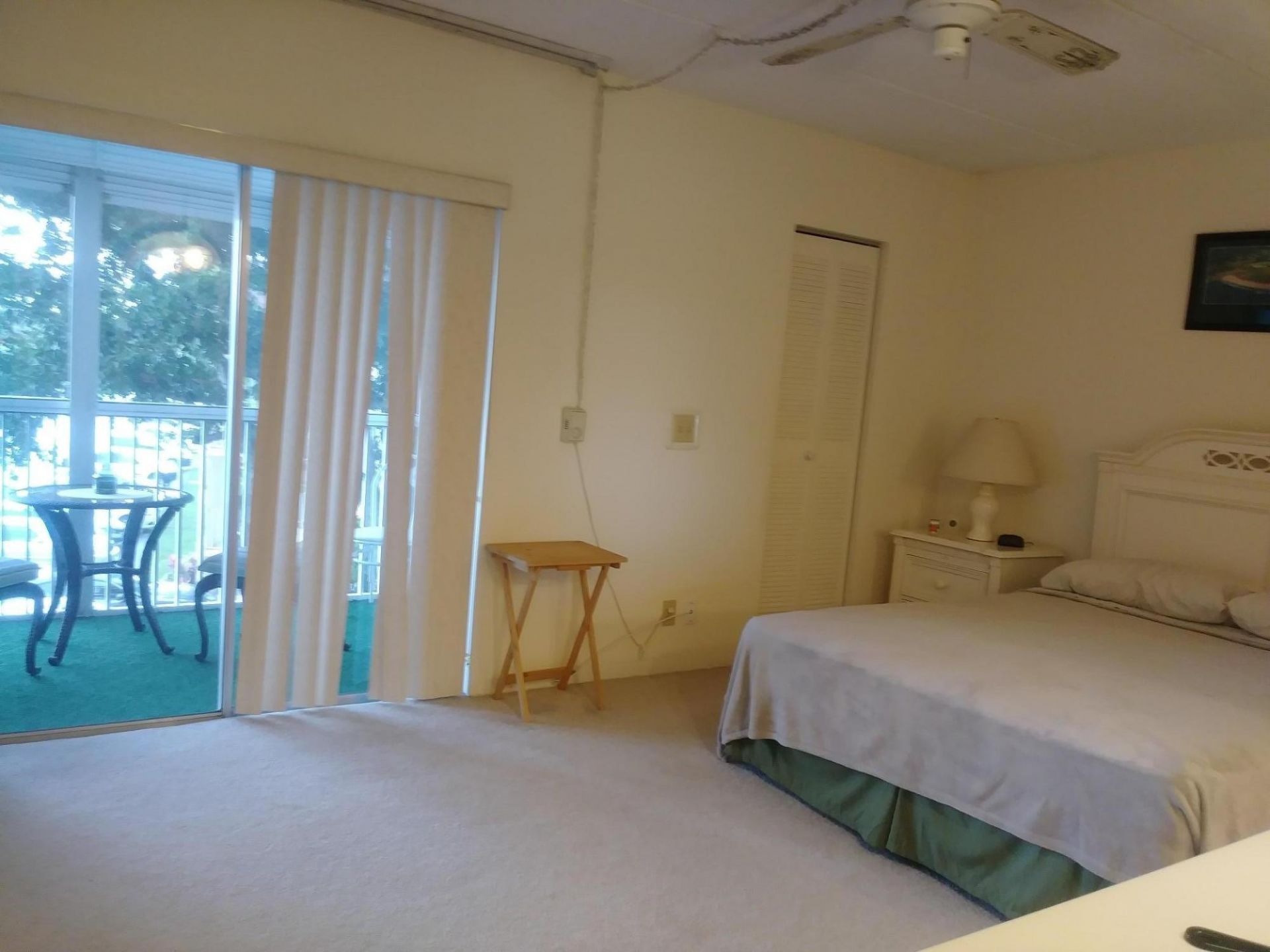 300 Village Green Circle S, Unit 302, Palm Springs, FL 33461 Photo