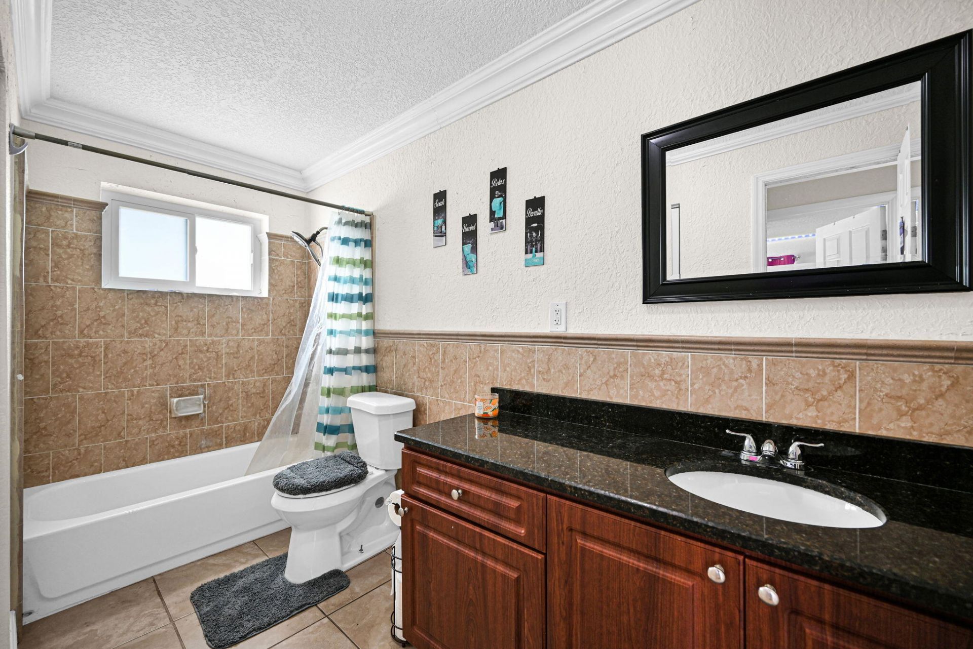 3300 NW 32nd Street, Lauderdale Lakes, FL 33309 Photo