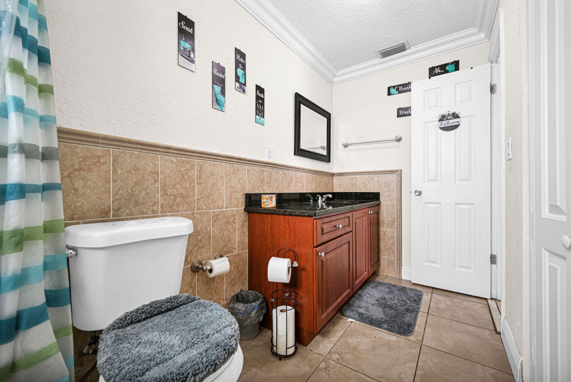 3300 NW 32nd Street, Lauderdale Lakes, FL 33309 Photo