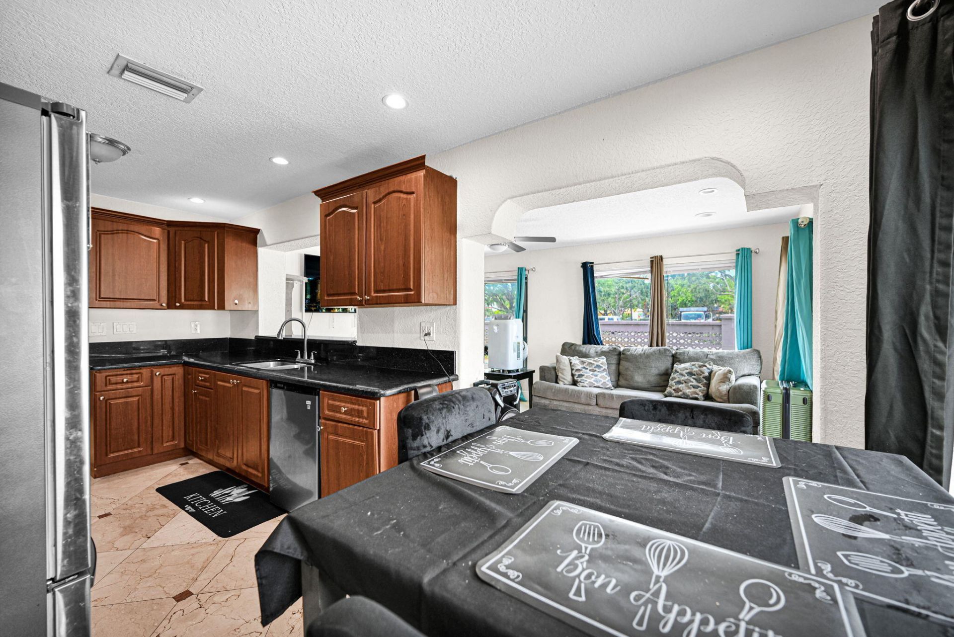3300 NW 32nd Street, Lauderdale Lakes, FL 33309 Photo