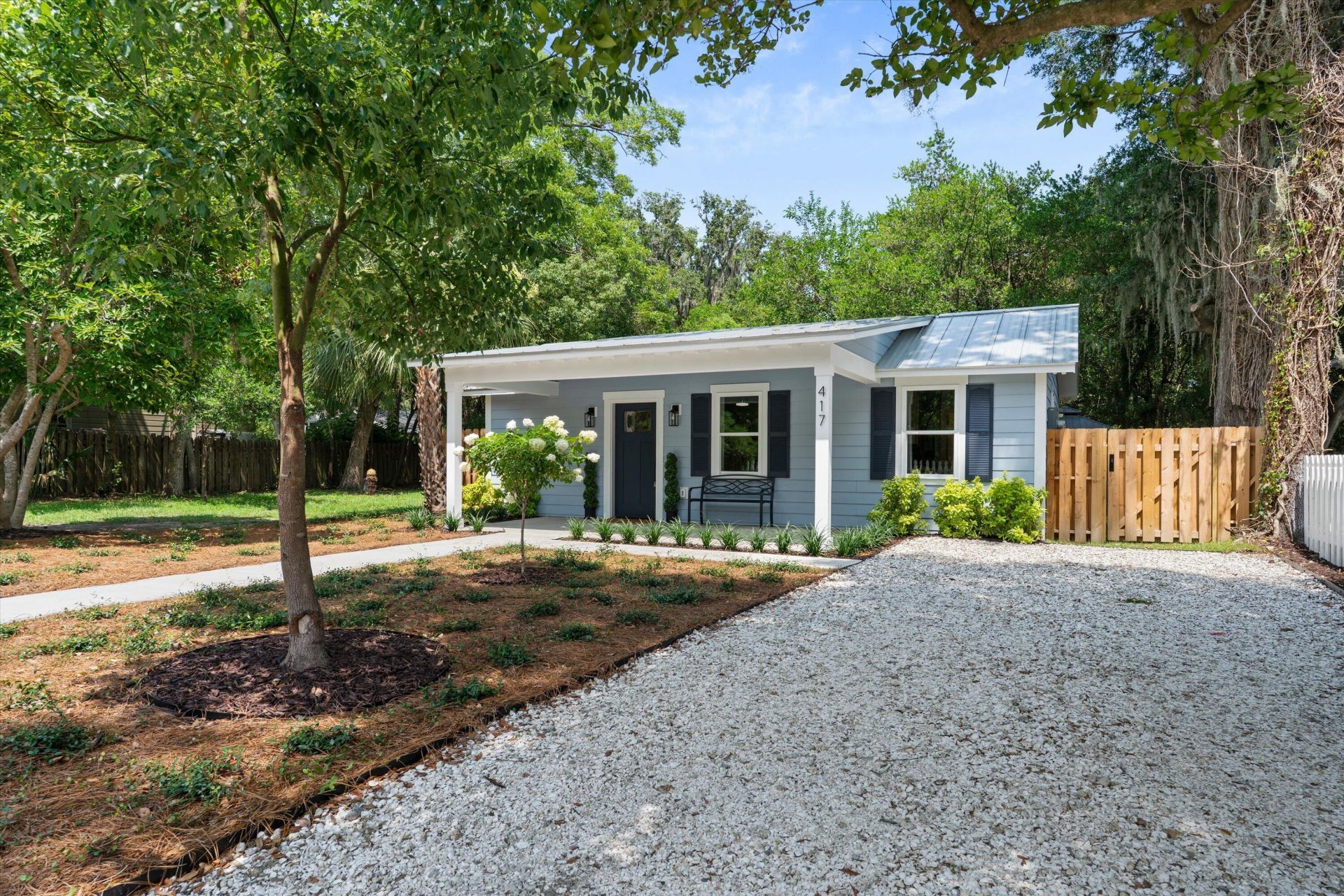 417 Waight Street Photo 8