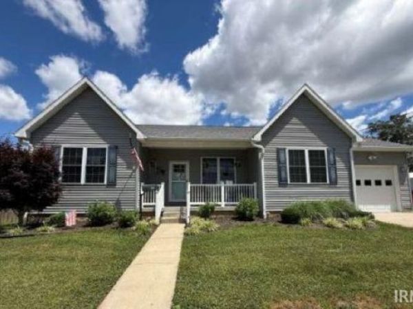 166 W Adams Street, Orleans, IN 47452