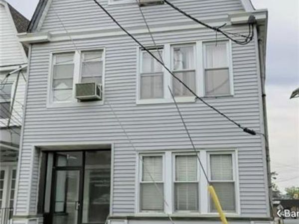471 Lawrie Street , Perth Amboy, NJ 08861