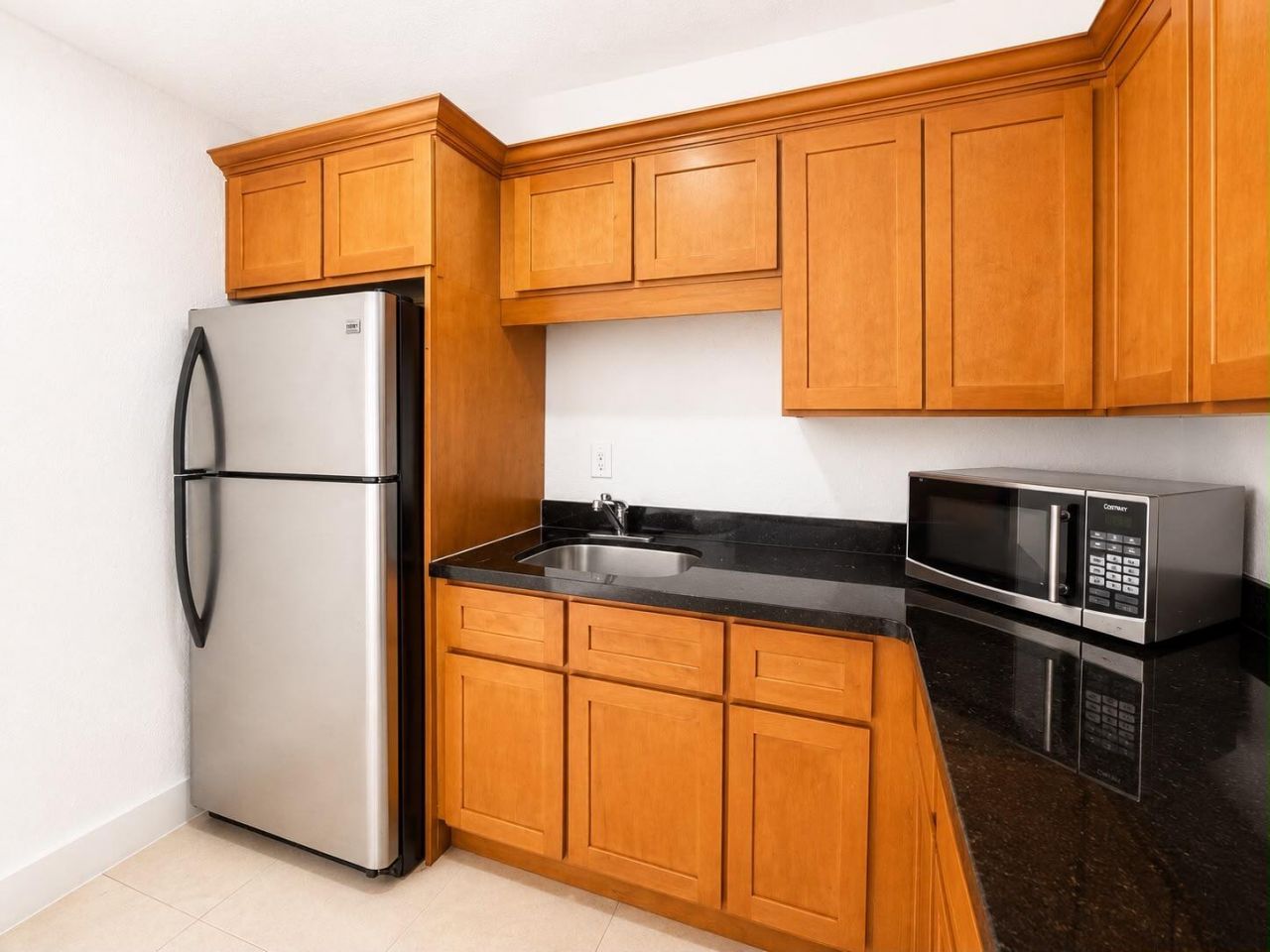 990 NW 1st Street, Unit 1, Miami, FL 33128 Photo