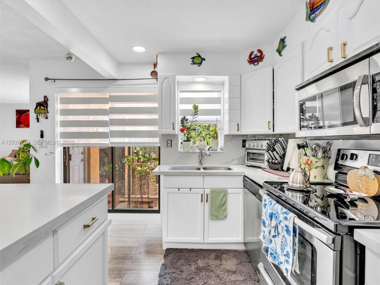 3483 SW 52nd Ave , Pembroke Park, FL 33023 Photo