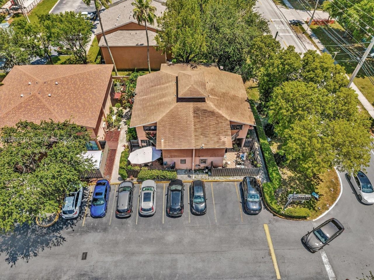 3483 SW 52nd Ave , Pembroke Park, FL 33023 Photo