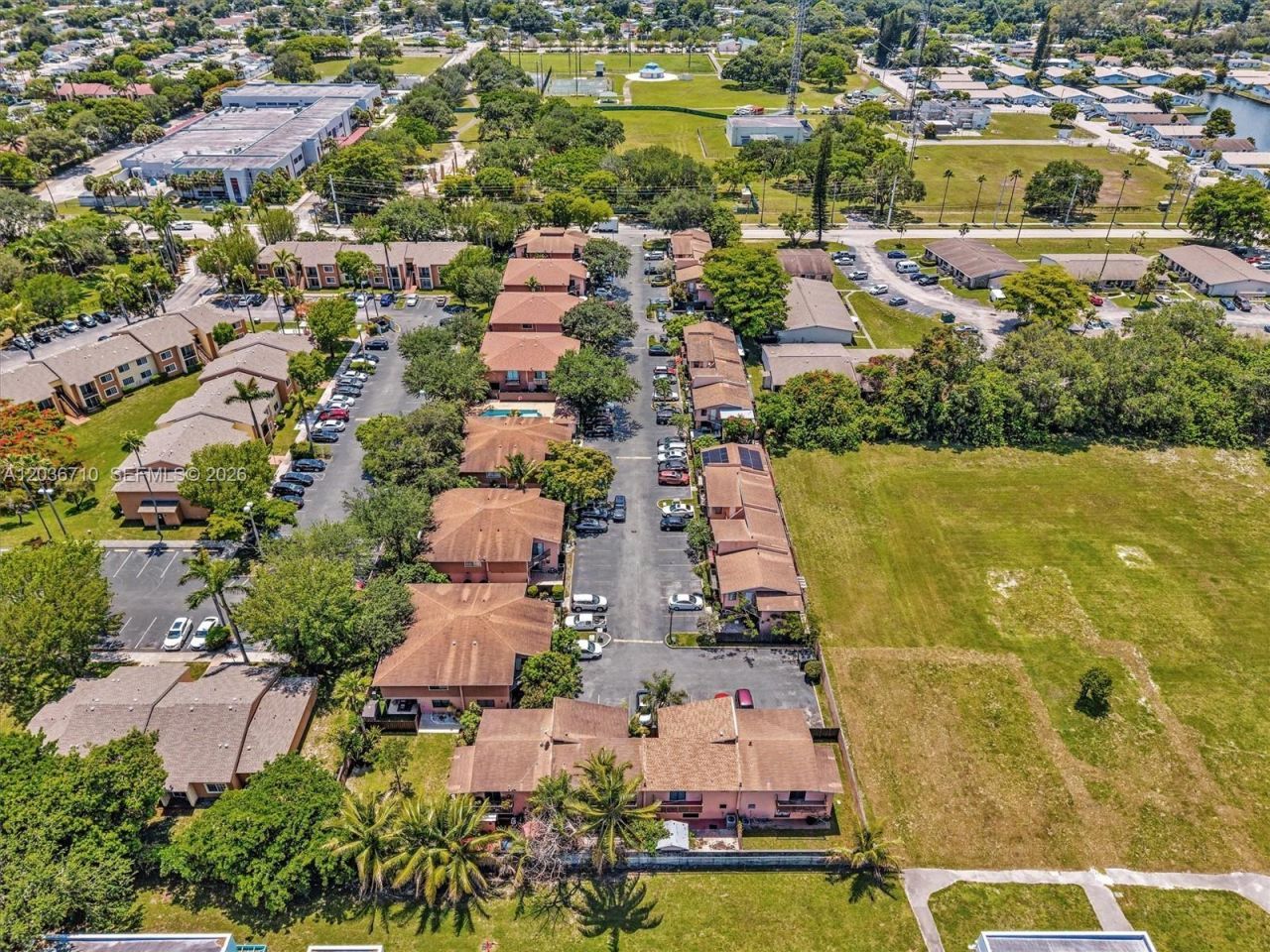 3483 SW 52nd Ave , Pembroke Park, FL 33023 Photo