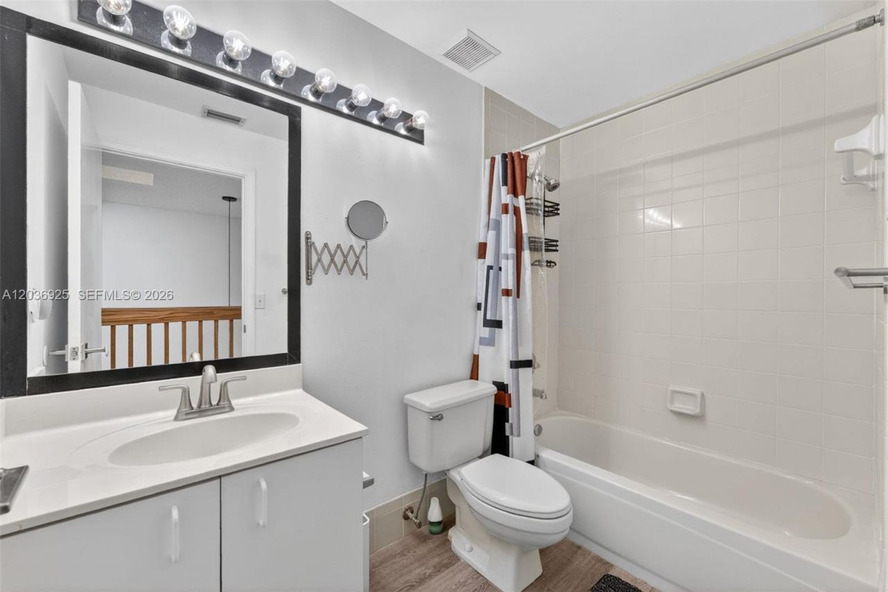 1361 NW 126th Way , Sunrise, FL 33323 Photo
