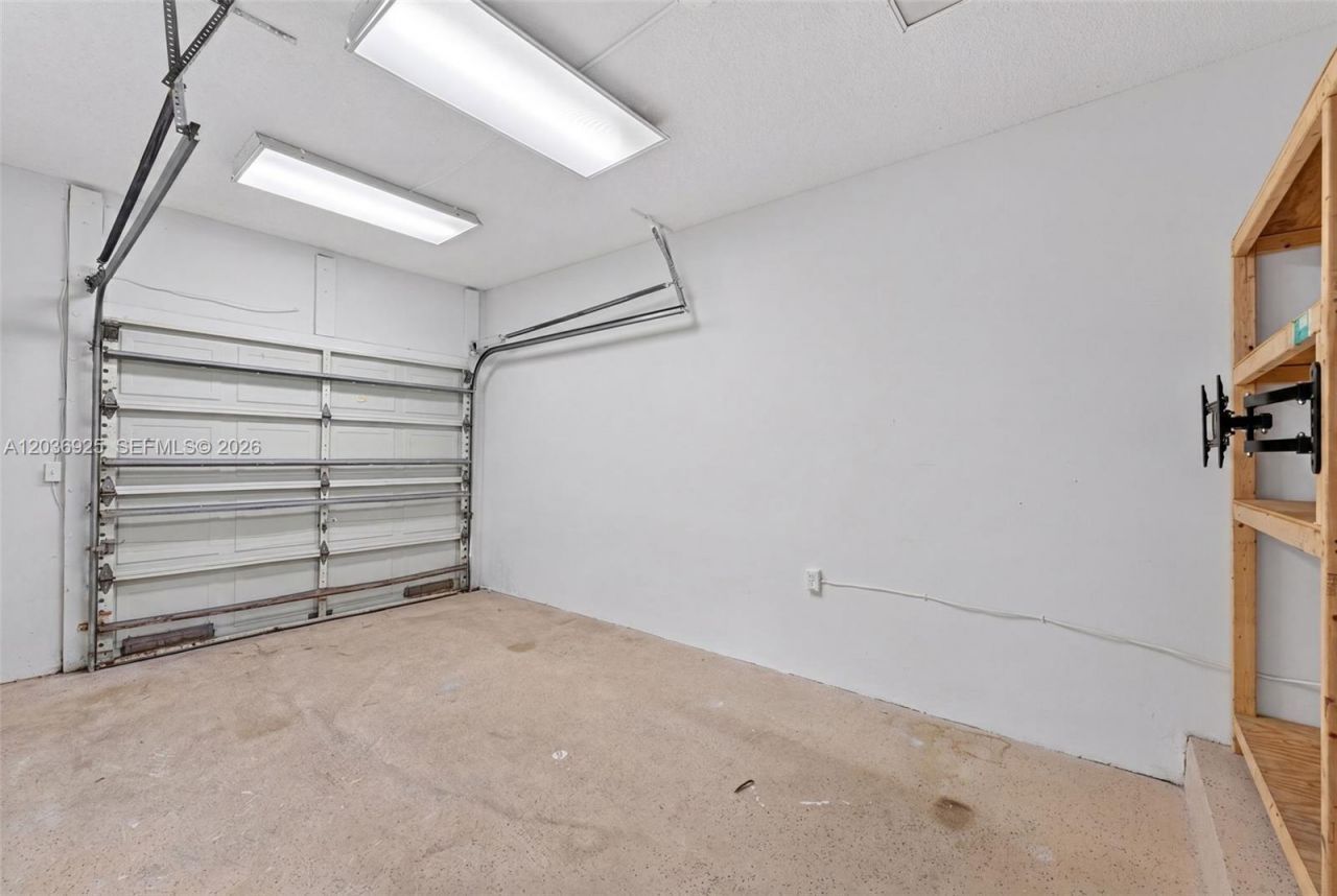 1361 NW 126th Way , Sunrise, FL 33323 Photo