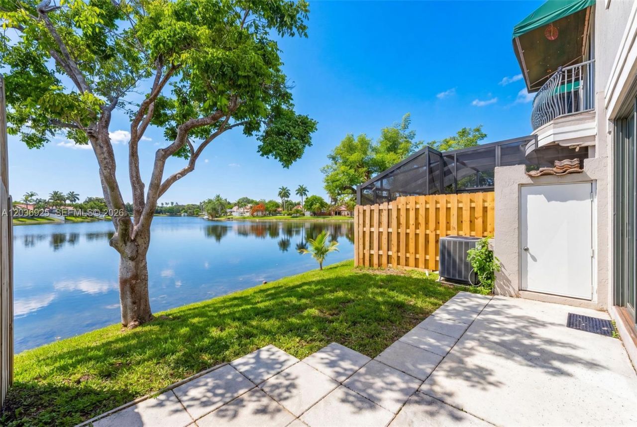 1361 NW 126th Way , Sunrise, FL 33323 Photo