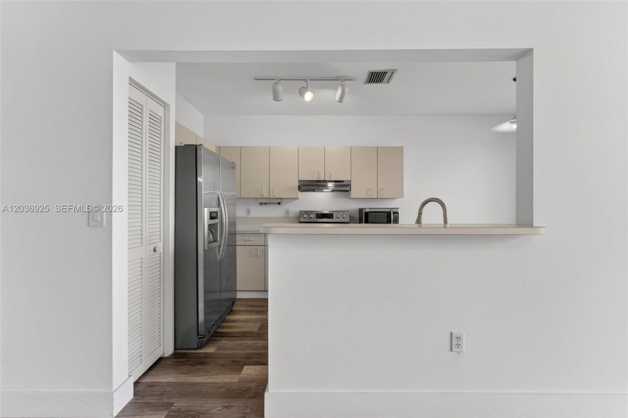 1361 NW 126th Way , Sunrise, FL 33323 Photo