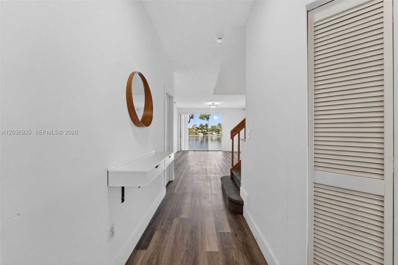 1361 NW 126th Way , Sunrise, FL 33323 Photo