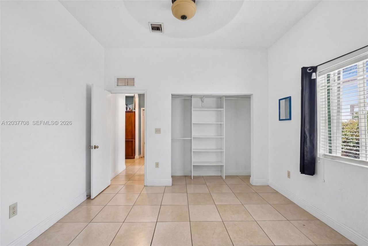 3039 NW 43rd Ter, Miami, FL 33142 Photo