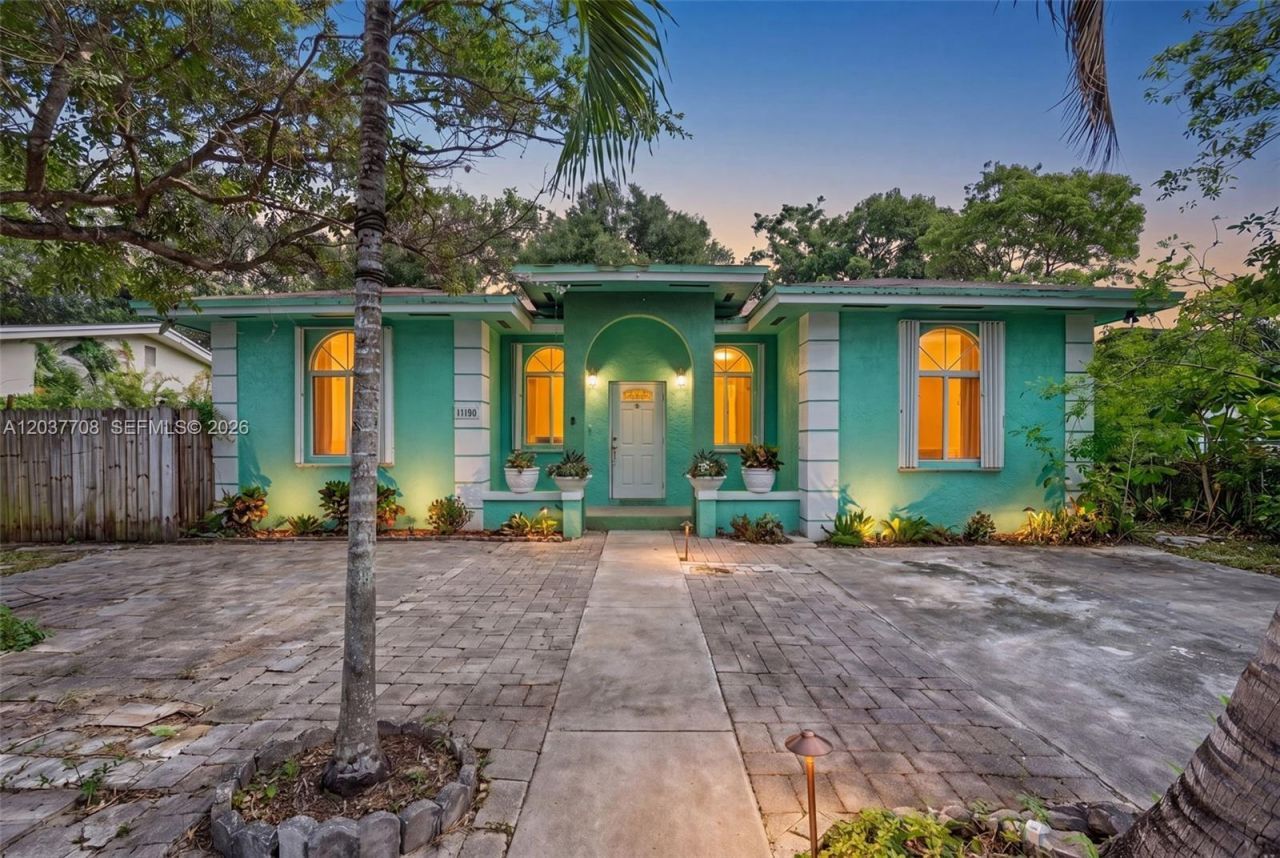 3039 NW 43rd Ter, Miami, FL 33142 Photo