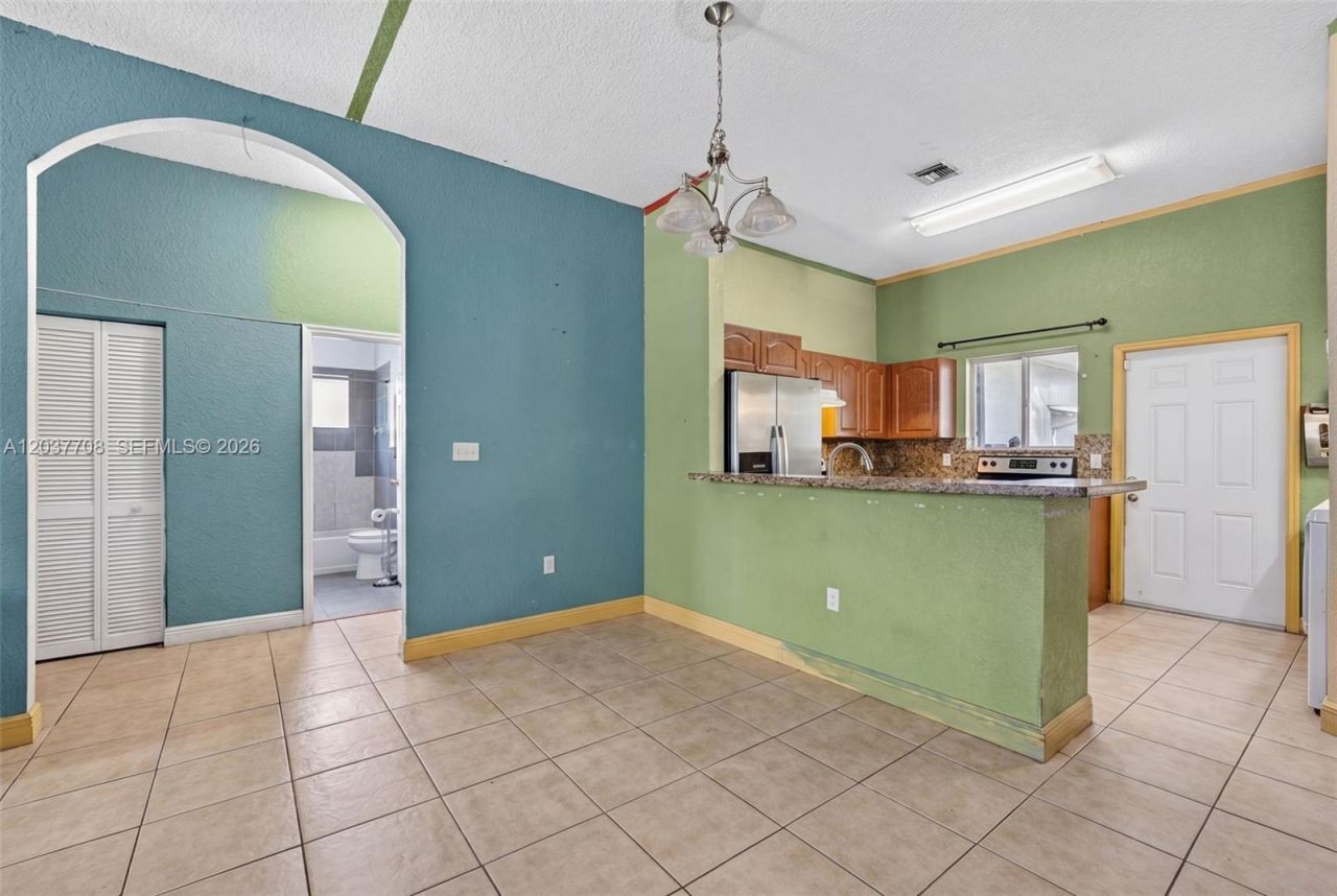 3039 NW 43rd Ter, Miami, FL 33142 Photo