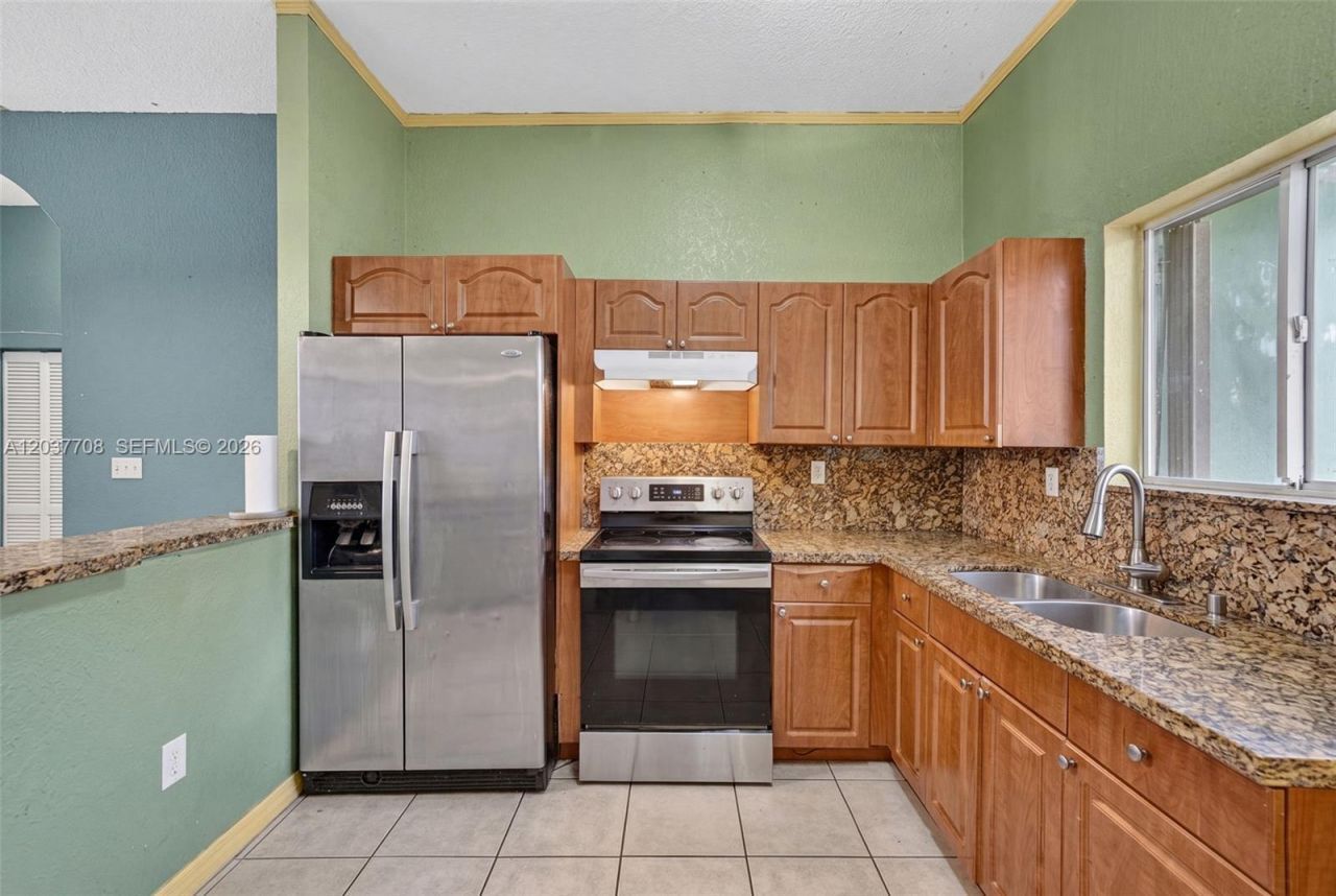 3039 NW 43rd Ter, Miami, FL 33142 Photo