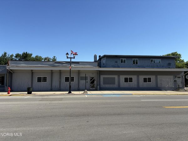 129 W Main Street , Montpelier, OH 43543
