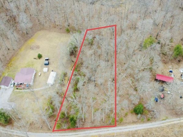 Tresa St, Crossville, TN 38572