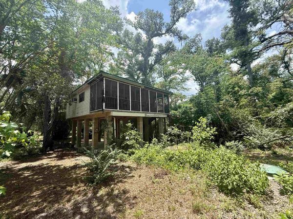524 NE Withla Bluffs Way , Lee, FL 32340