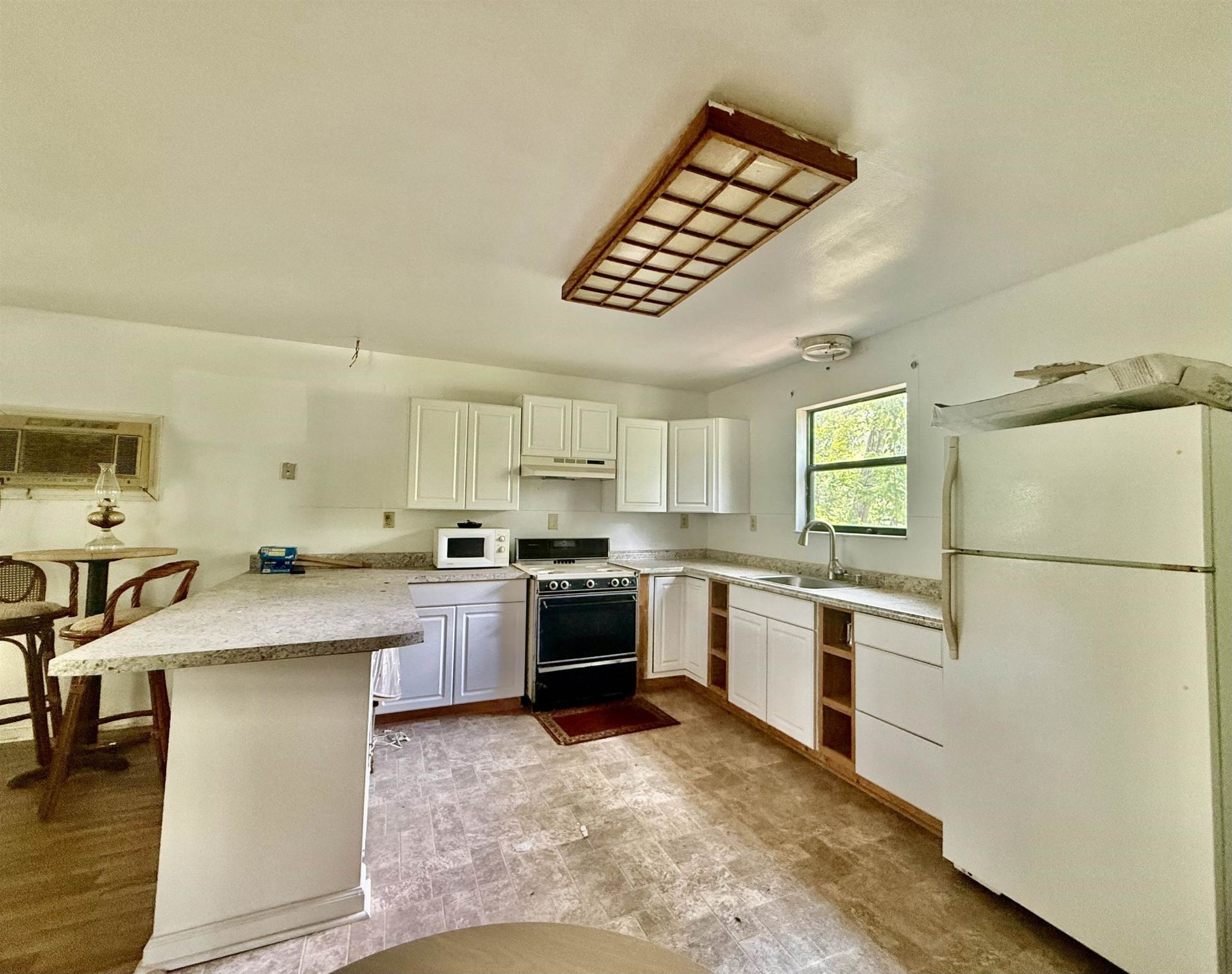 524 NE Withla Bluffs Way, Lee, FL 32340 Photo