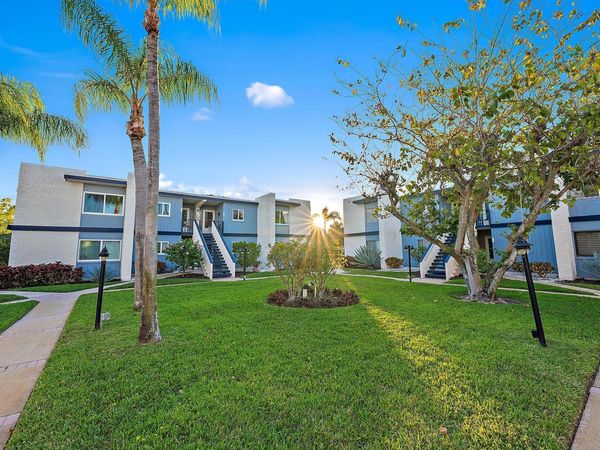 1561 NE 12th Terrace, Unit C14, Jensen Beach, FL 34957