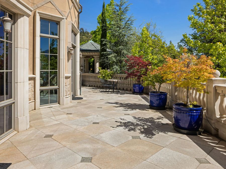 Property Image 61