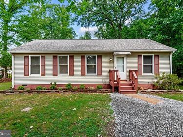 6 KENNEDY COVE , RUTHER GLEN, VA 22546