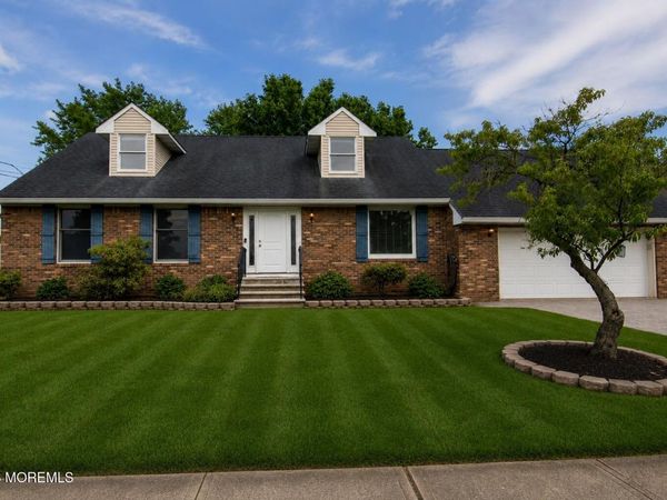 99 Anderson Avenue, Monroe, NJ 08831