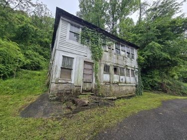 00 KY 66/Hendron Hill , Arjay, KY 40902