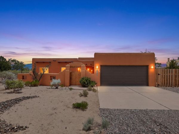 1340 Acapulco Road NE, Rio Rancho, NM 87144