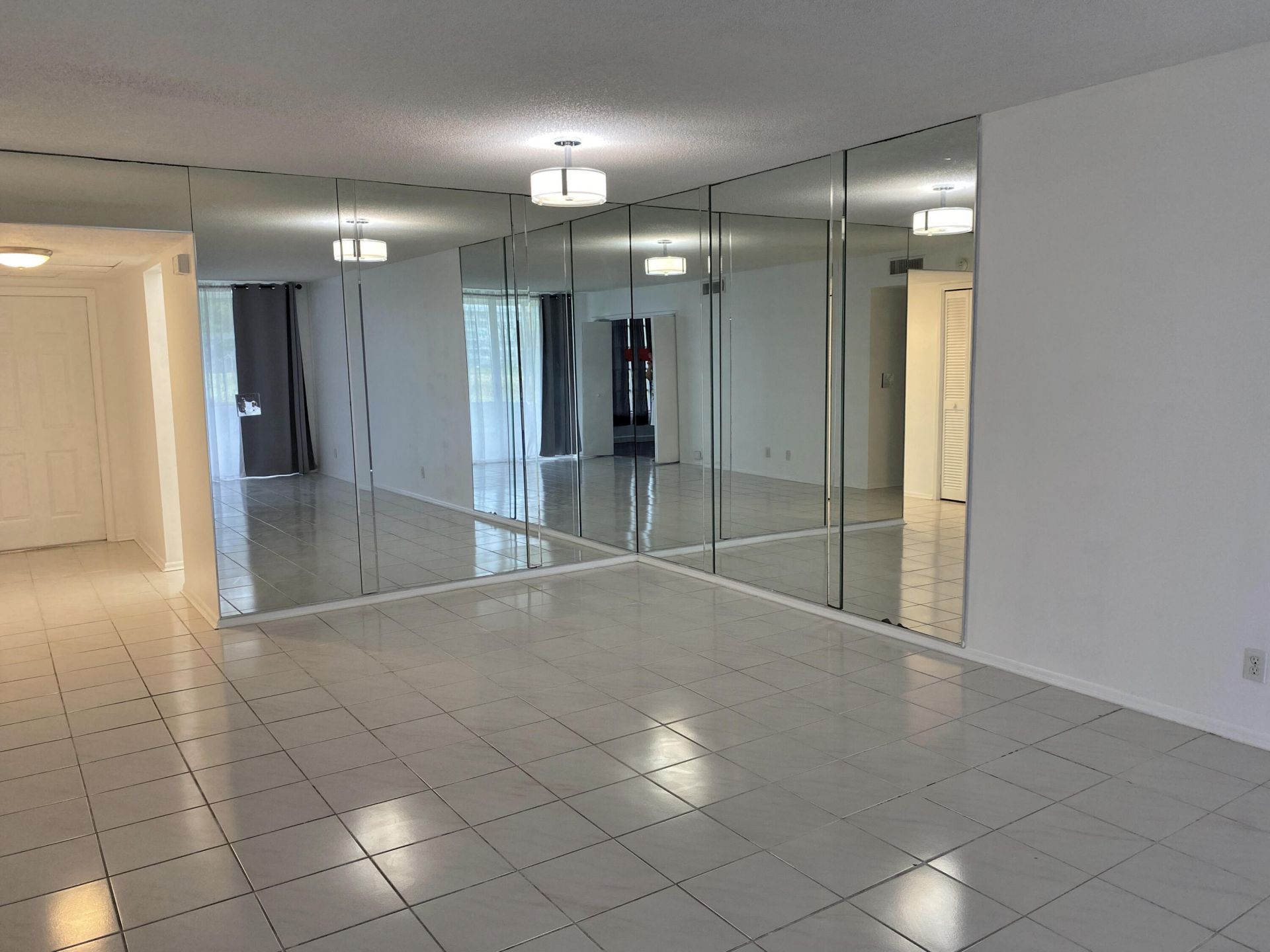 2751 S Palm Aire Drive, Unit 107, Pompano Beach, FL 33069 Photo