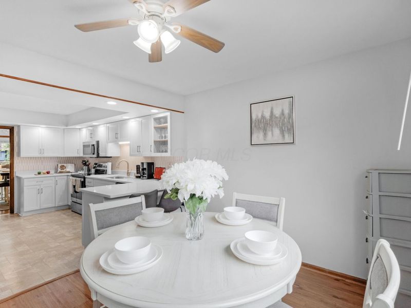 2049 Willow Glen Lane, Unit B, Columbus, OH 43229 Photo 11